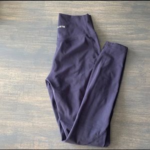 Alphalete Surface Pocket Leggings